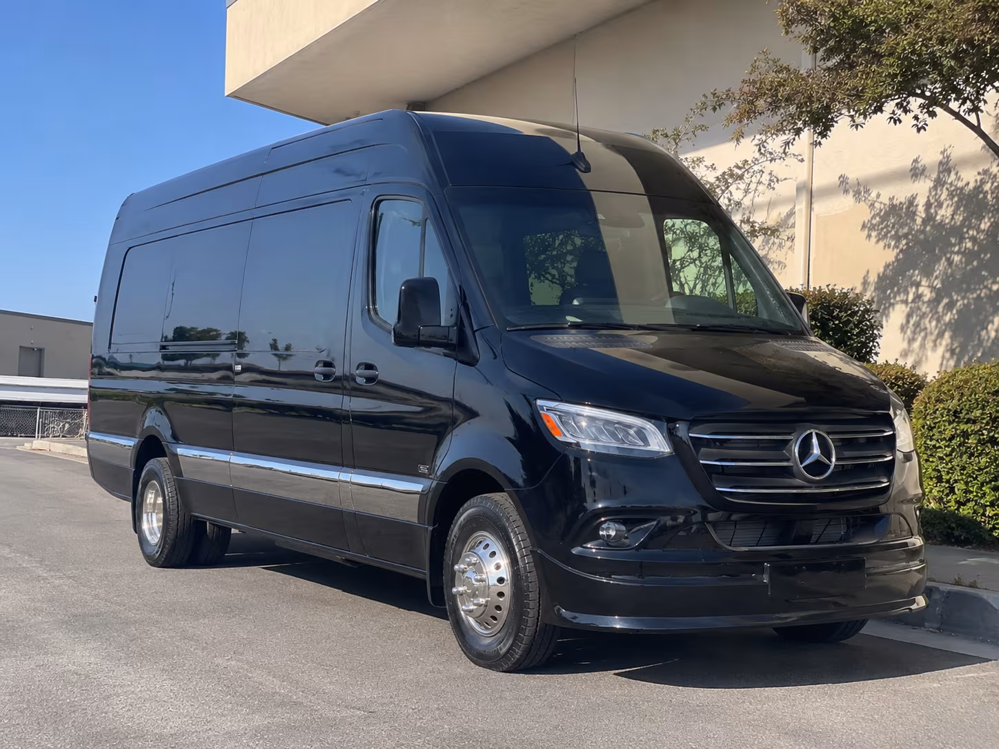 bus rental options for kissimmee trips