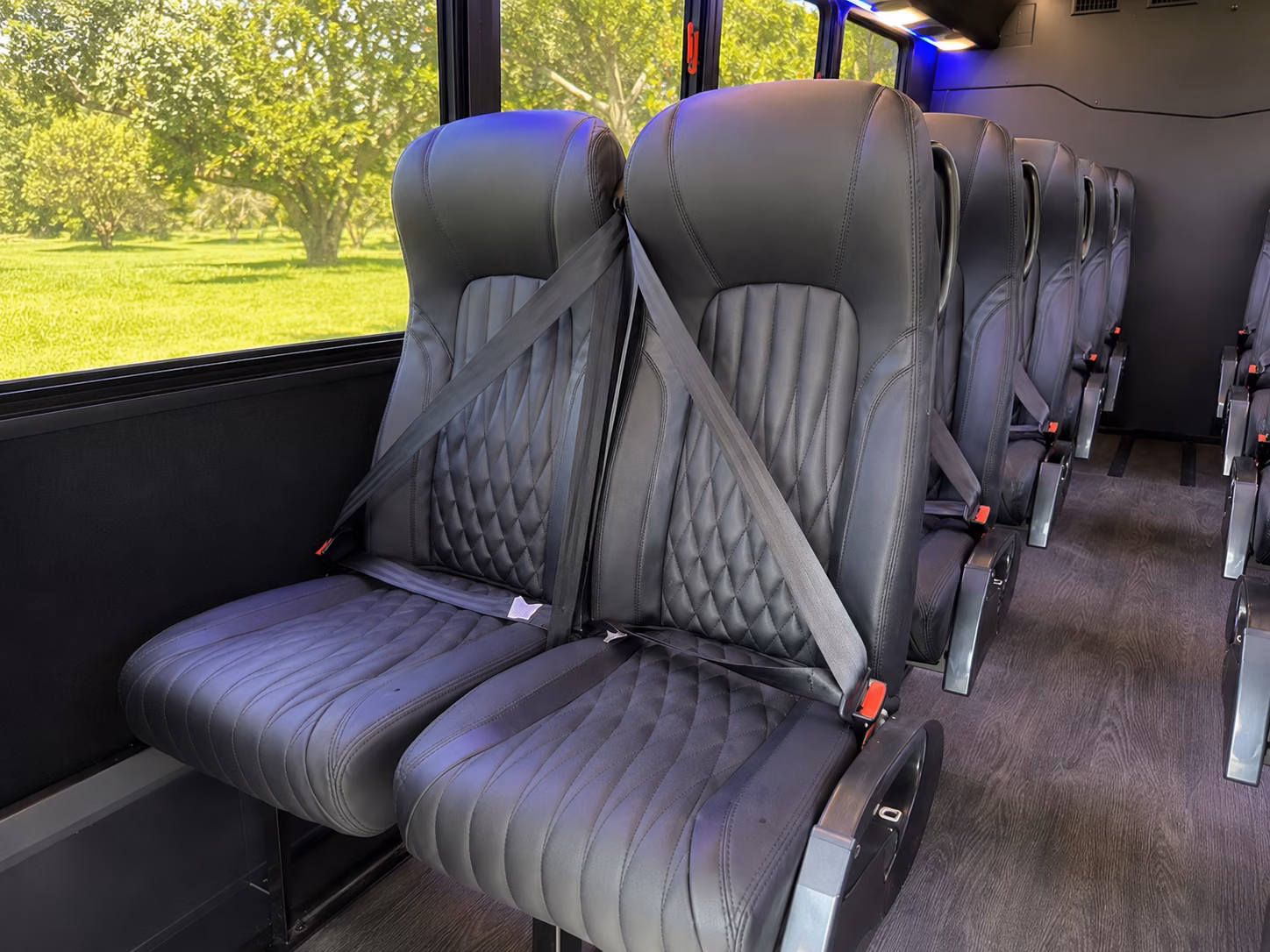 find transportation for your next prom 1