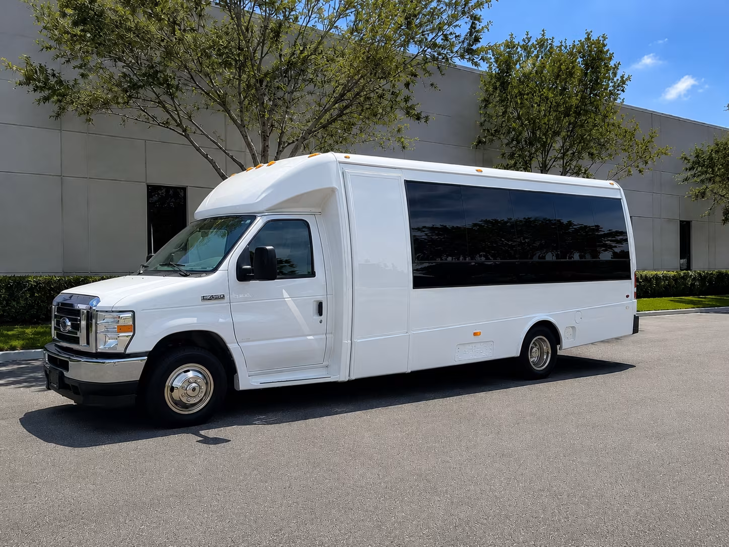 kissimmee birthday party transportation onboard seating