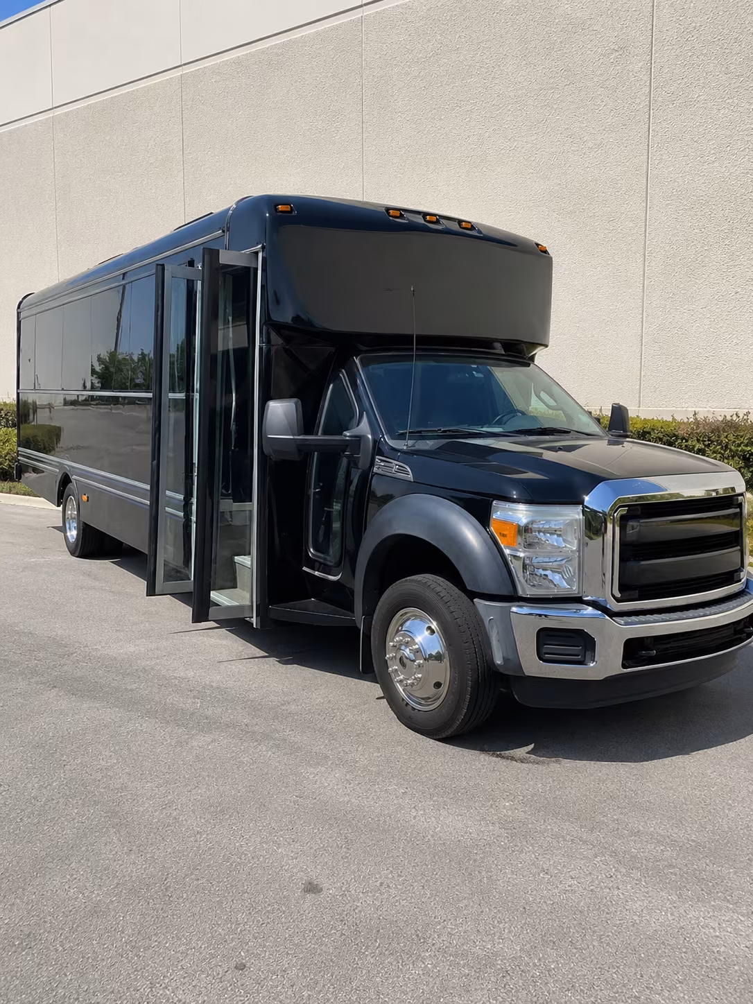 why rent using kissimmeeminibuscompany com